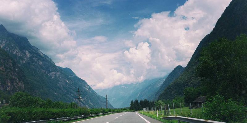 网络切片技术深度解析：如何用编程思维为5G业务场景定制专属虚拟网络